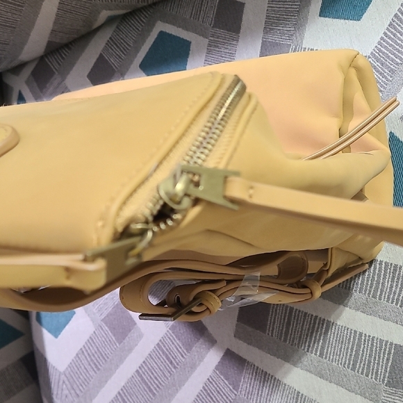 Universal Thread Backpack Mustard Nwt‎ main image 7